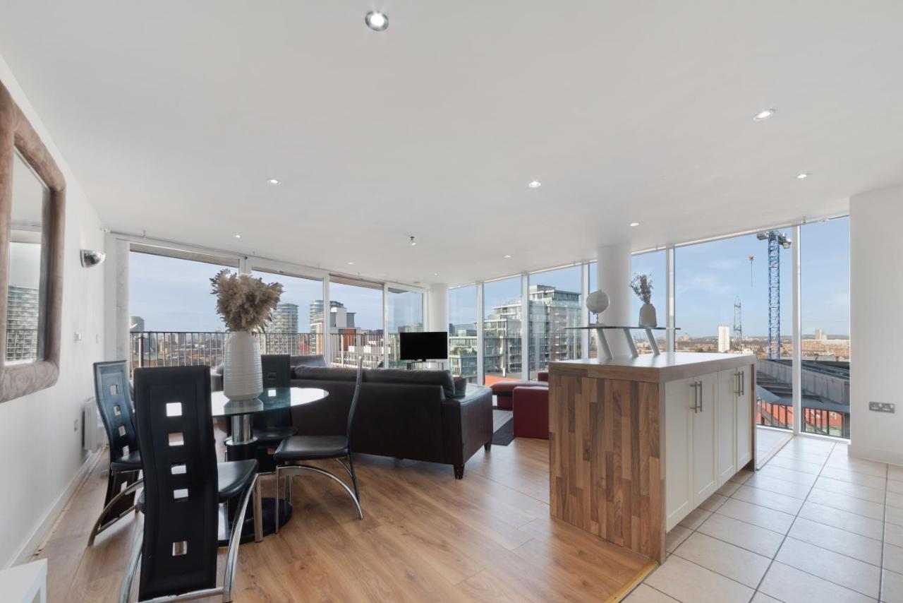 Excel 3 Bedroom Apartment Near City Airport And O2 Arena Londra Exterior foto