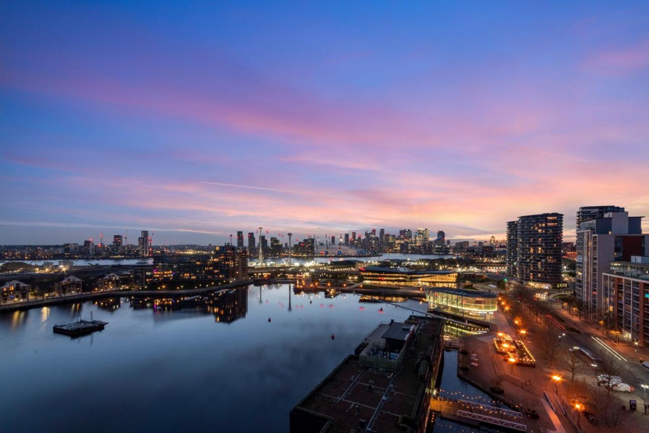 Excel 3 Bedroom Apartment Near City Airport And O2 Arena Londra Exterior foto