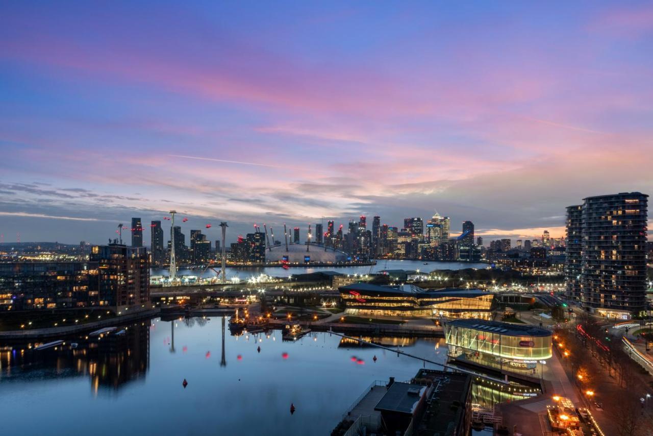 Excel 3 Bedroom Apartment Near City Airport And O2 Arena Londra Exterior foto