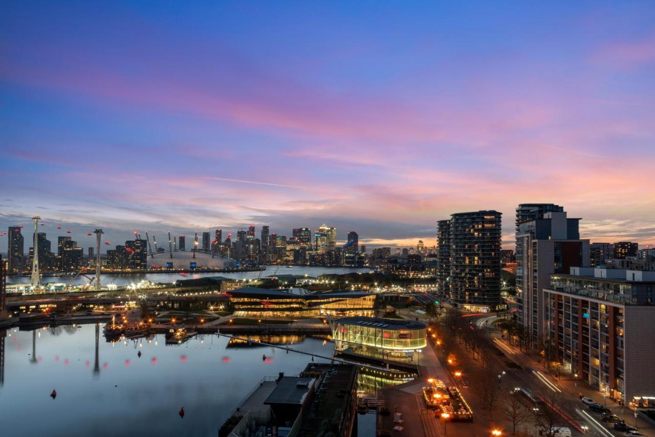 Excel 3 Bedroom Apartment Near City Airport And O2 Arena Londra Exterior foto